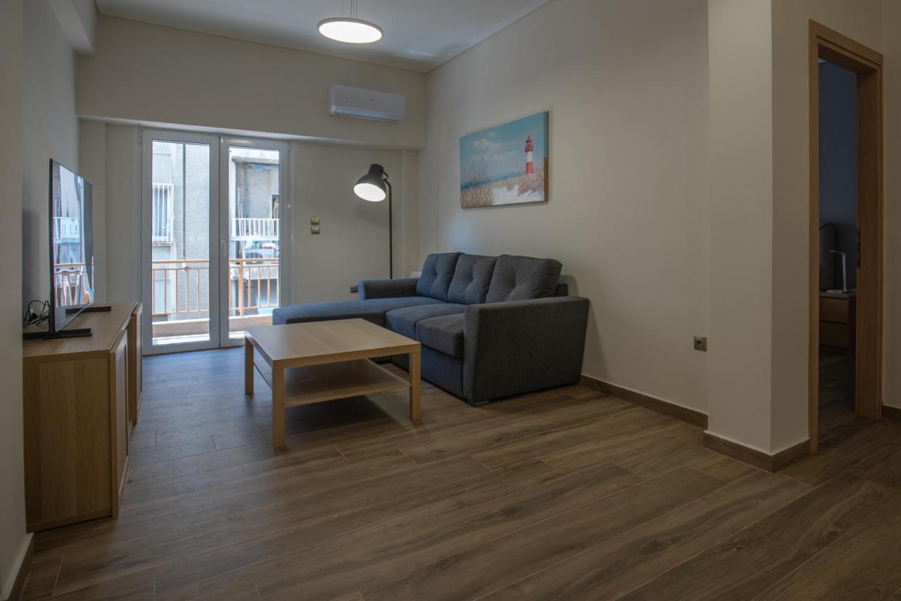 Max Blue Apartment, A Stay Like No Other Piraeus Exterior photo